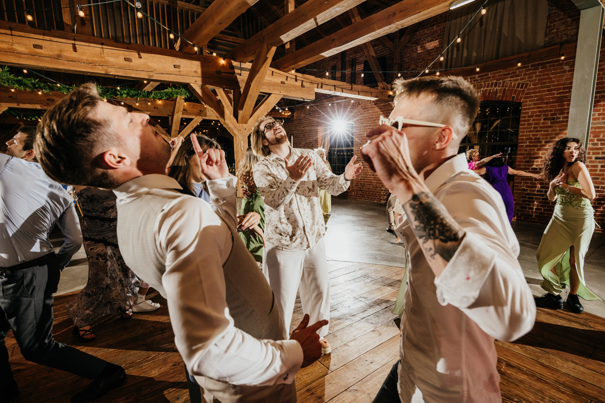 reportaż ślubny Oklaski Stanisławie parkiet