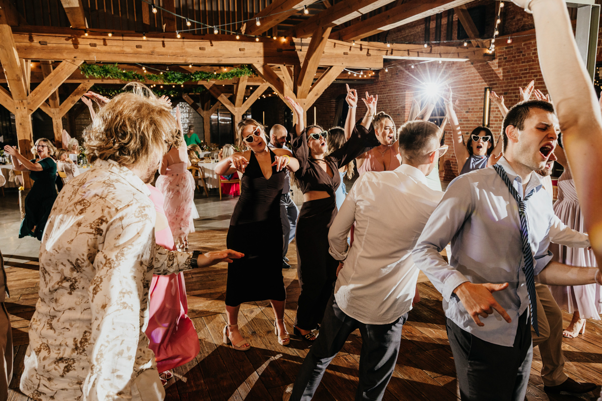 reportaż ślubny Oklaski Stanisławie parkiet