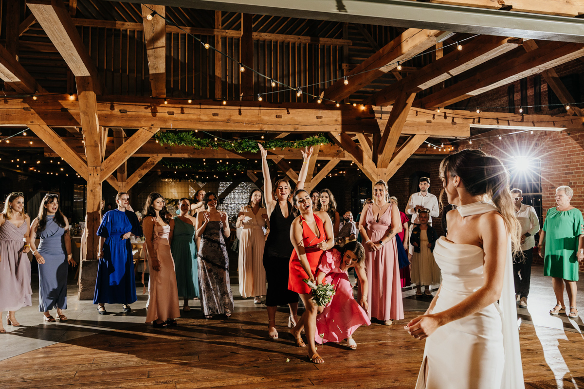 reportaż ślubny Oklaski Stanisławie parkiet