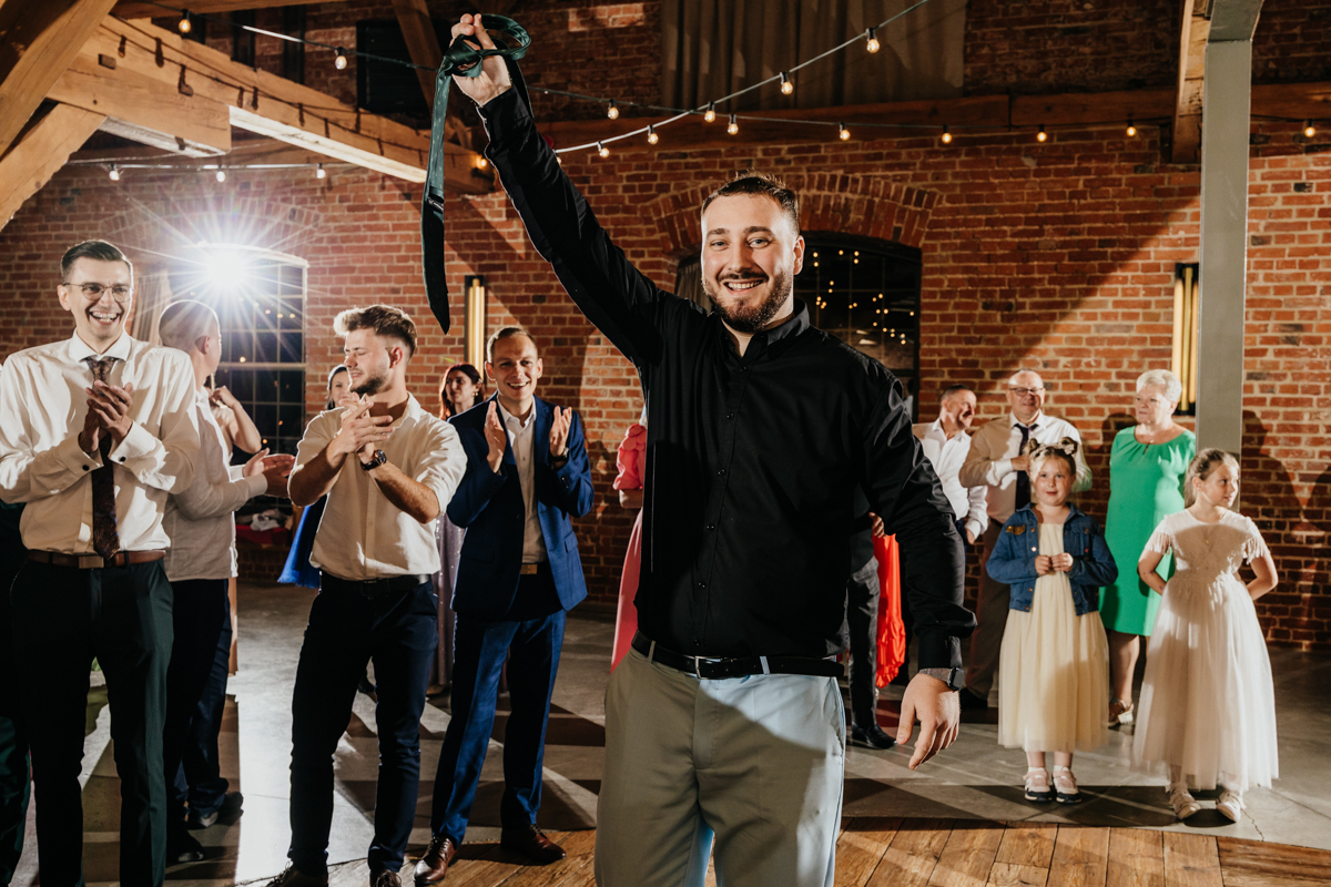 reportaż ślubny Oklaski Stanisławie parkiet